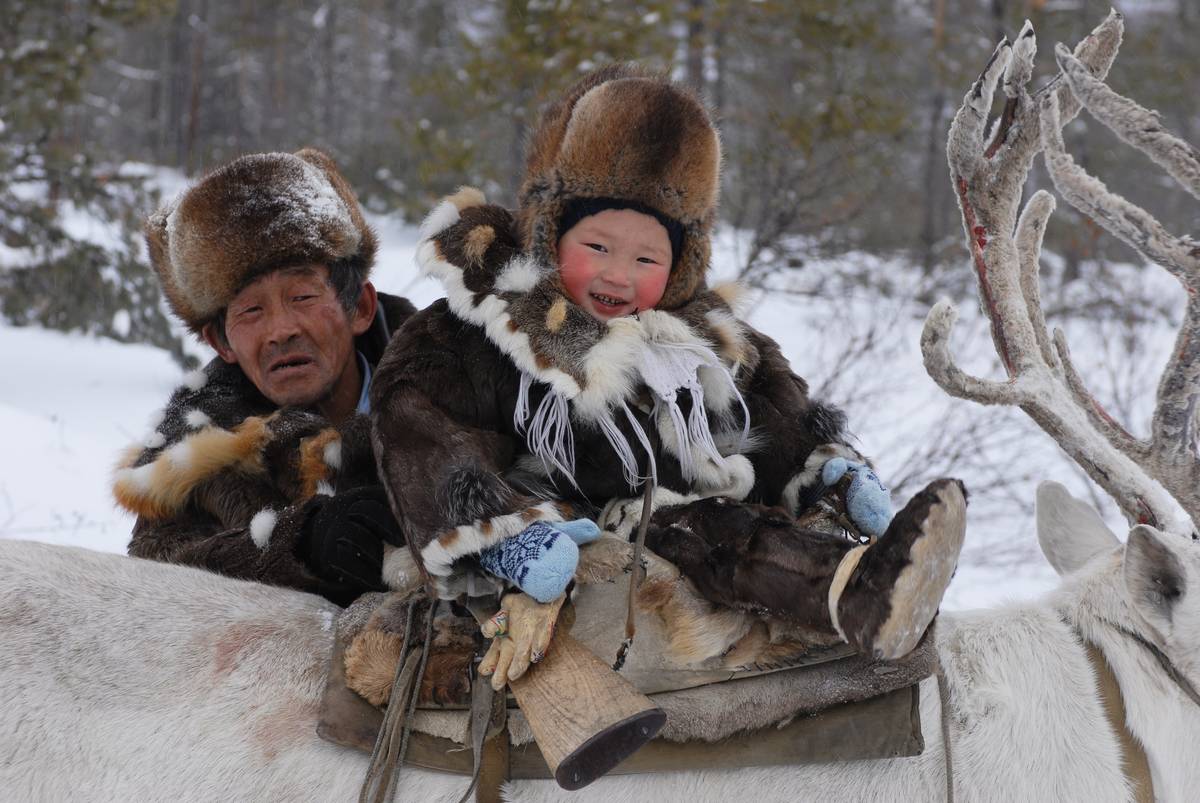 Люди оленьего края: молодые и старые