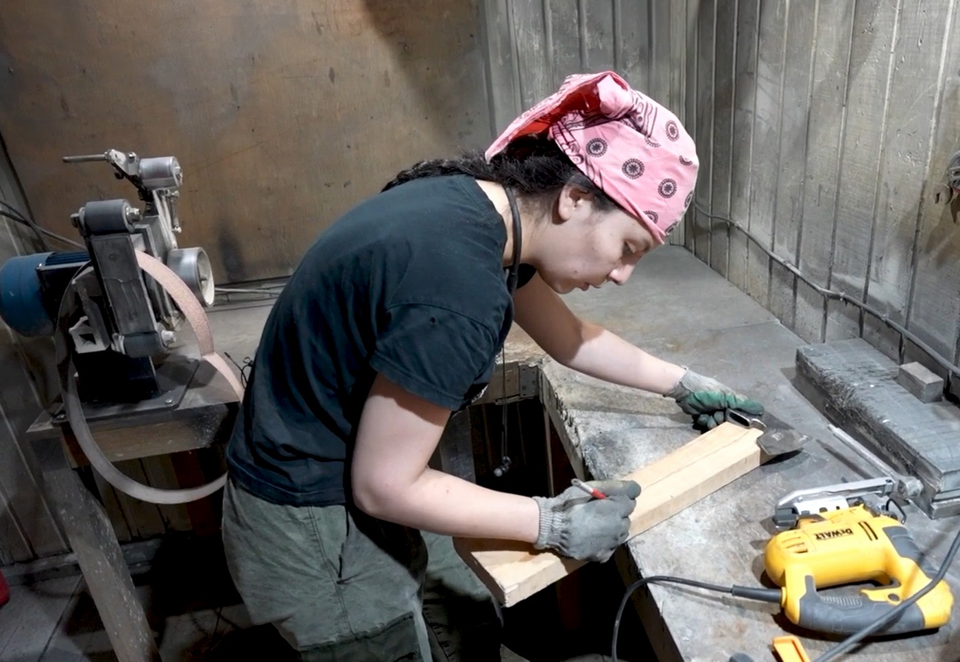 Ангелина Аргани Аргани и её топоры-«мангазеи»