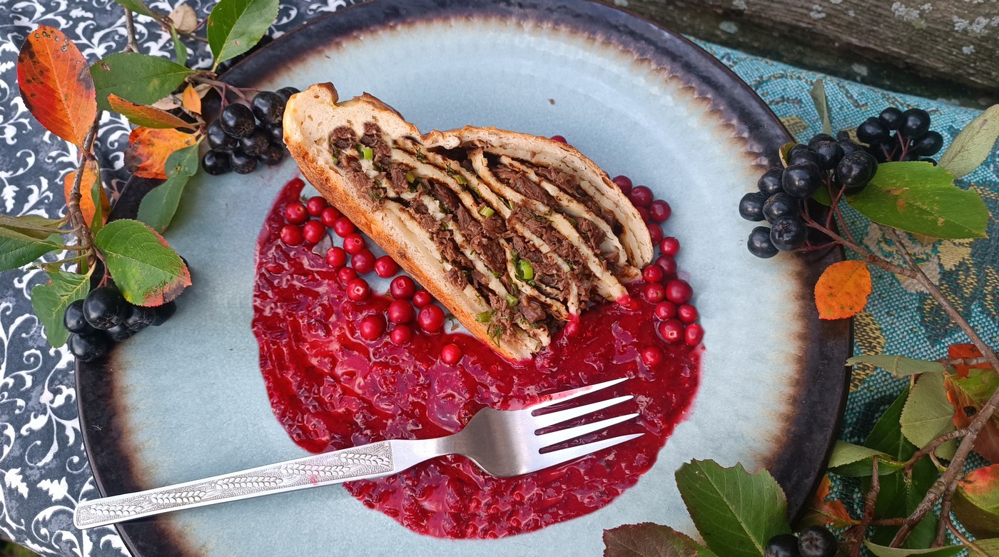 Каравай блинчатый из дичи