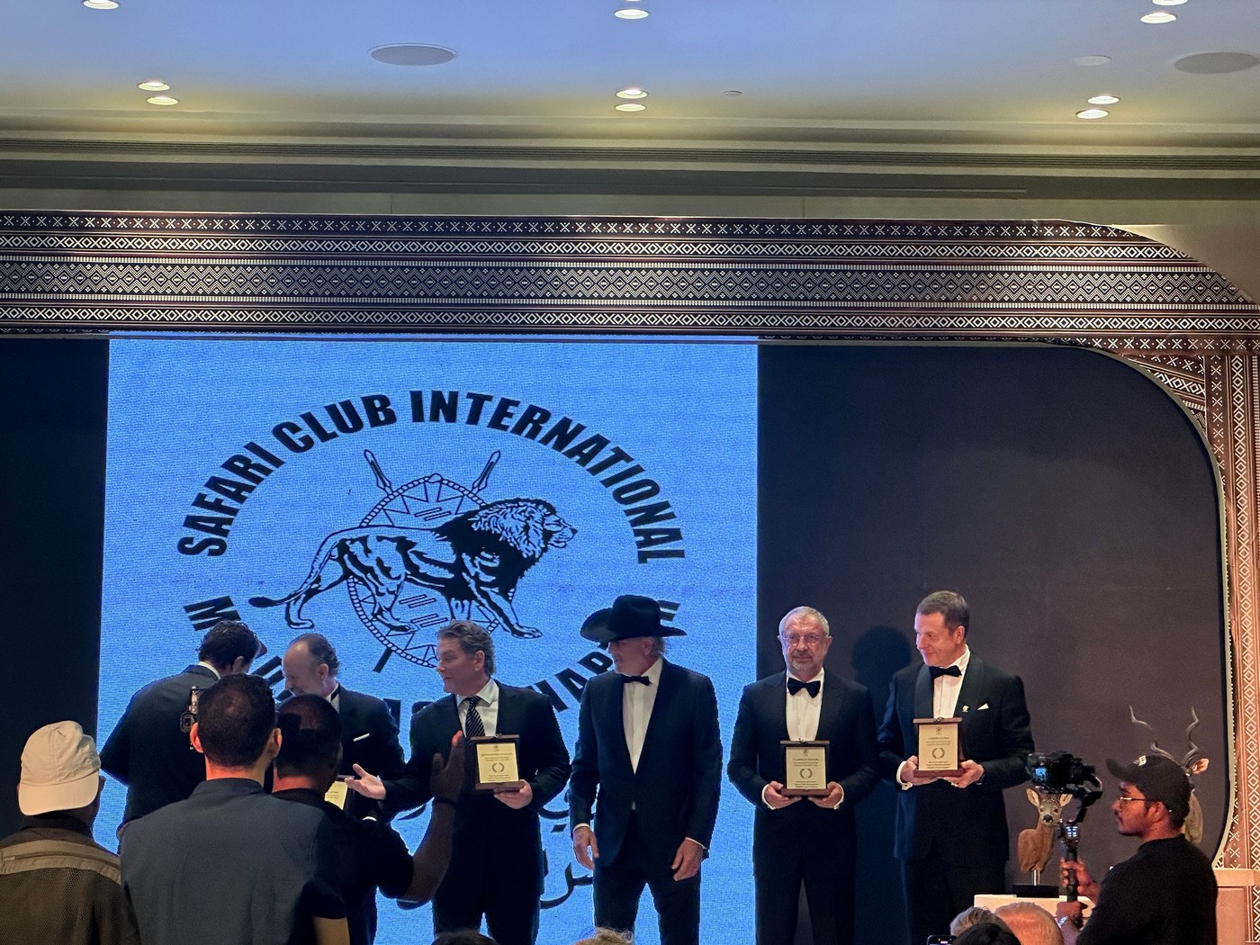 Охотничий съезд в Катаре. Новые награды и новые тенденции