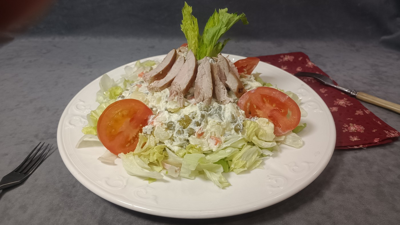 Два салата из боровой дичи