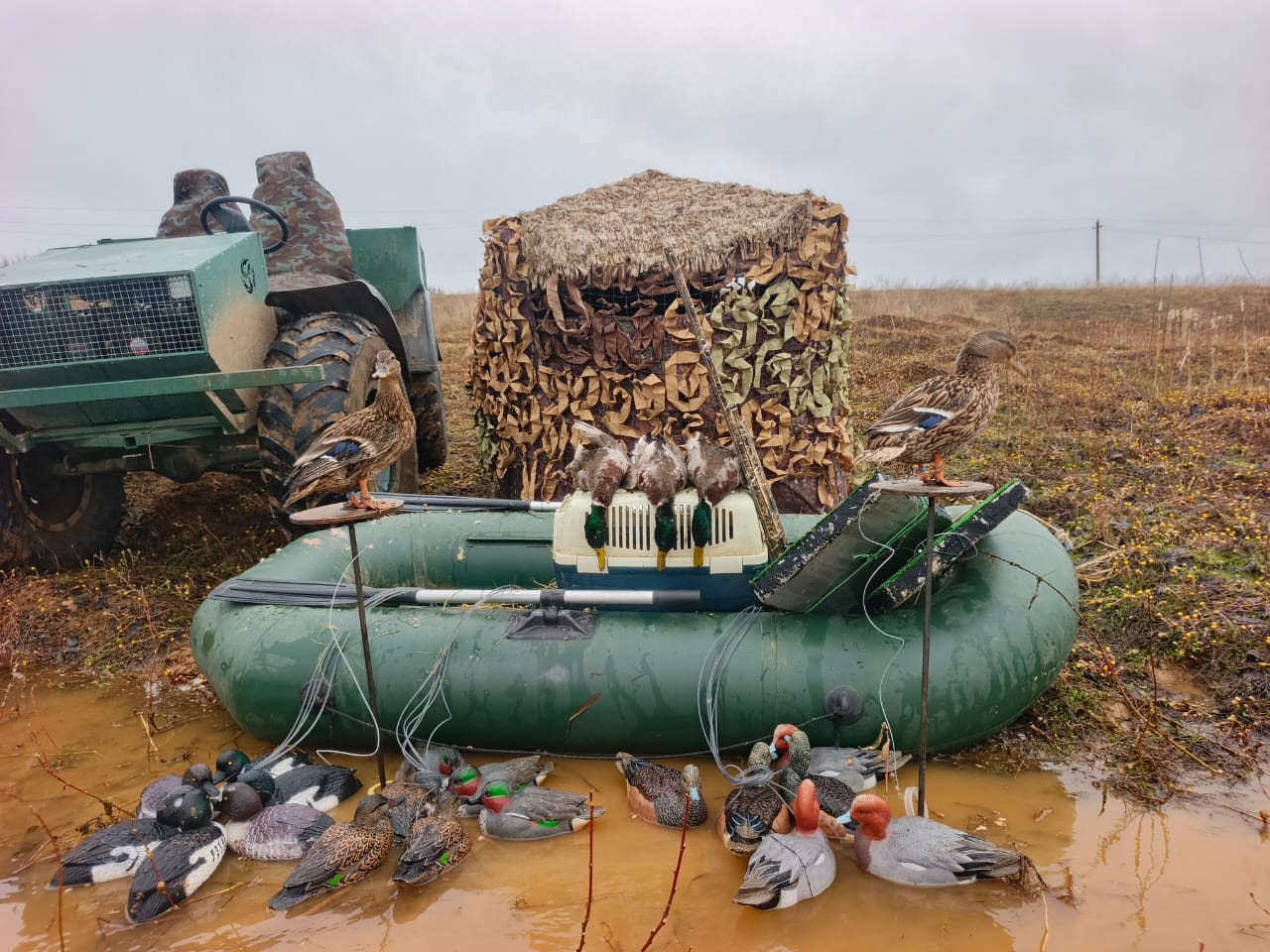 Охота с подсадной и чучелами – да или нет?