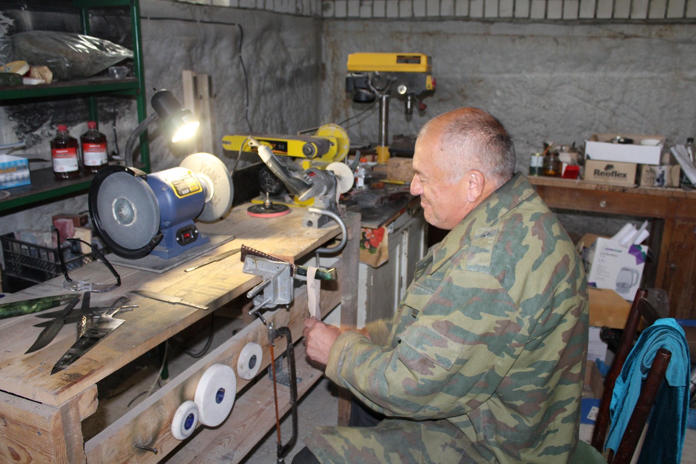 Ножи с янтарной душой