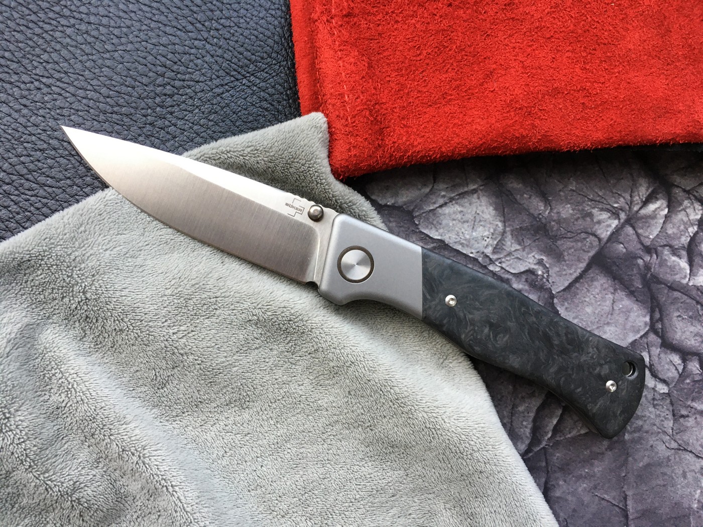 Ветвистое дерево Boker